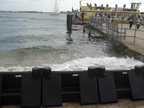 Floodstop flood barrier from behind_reduced