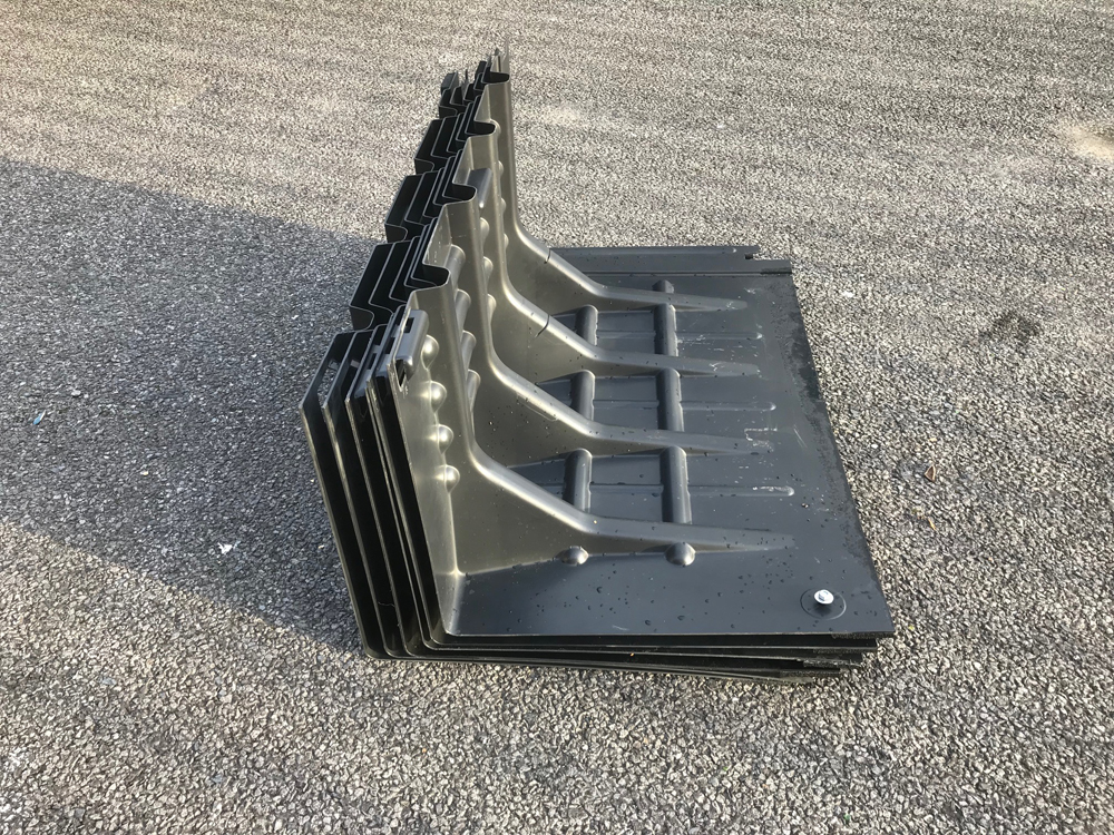 Flood fence units stacked