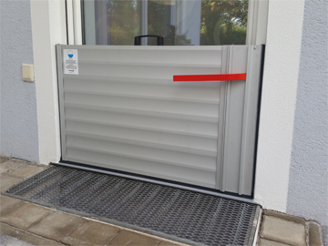 flood barrier for doors