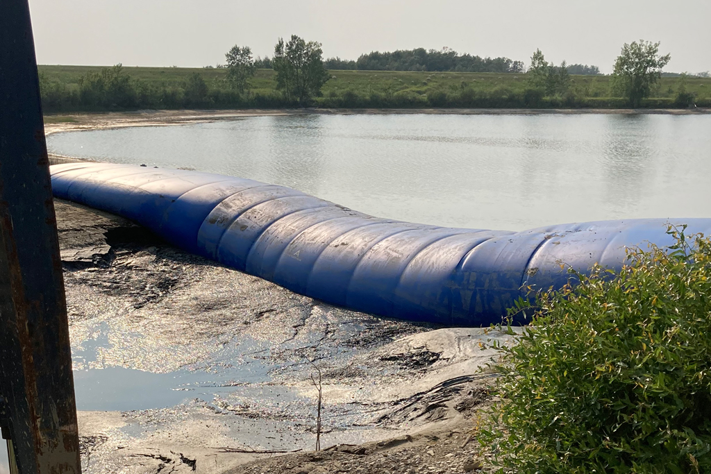 IMAGE inflatable flood barrier 2